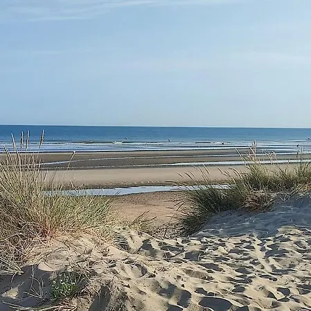 4-Persoons Appartement Met Een Mooi Uitzicht De Panne Buitenkant foto